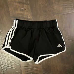 MARATHON 20 SHORTS